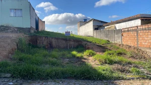 Lote/Terreno em Conselheiro Lafaiete - Lima Dias 2