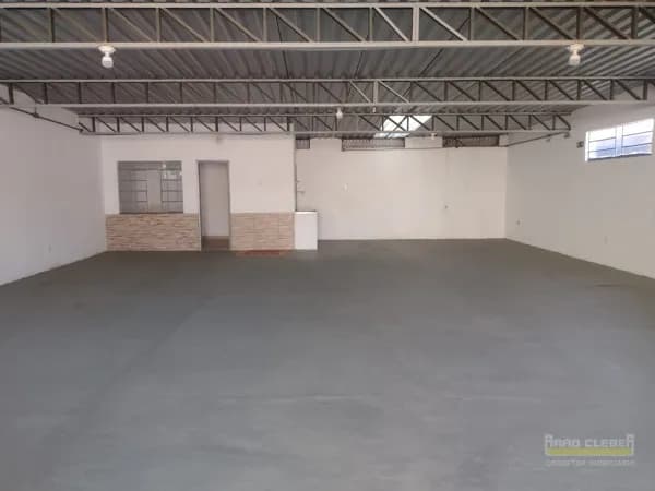 Galpão/Depósito/Armazém em Conselheiro Lafaiete - Carijós