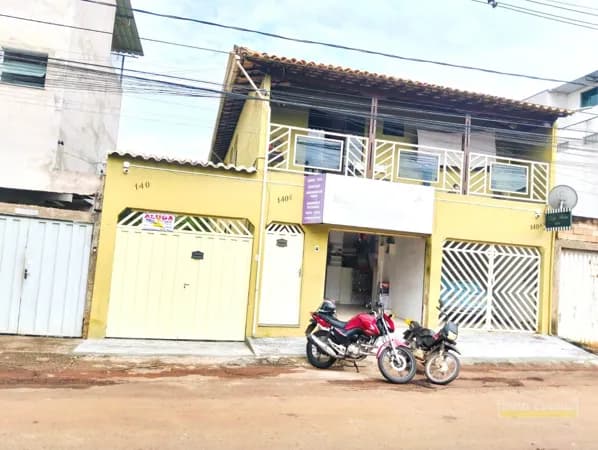 Casa em Conselheiro Lafaiete - Rochedo