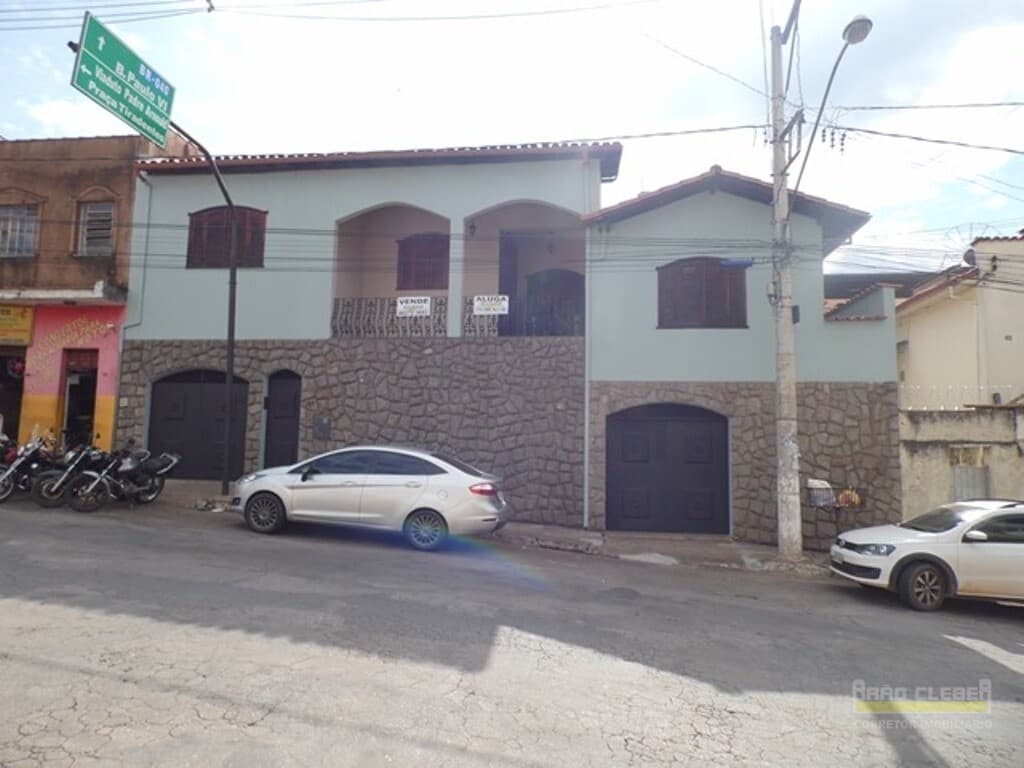 Casa em Conselheiro Lafaiete - Carijós