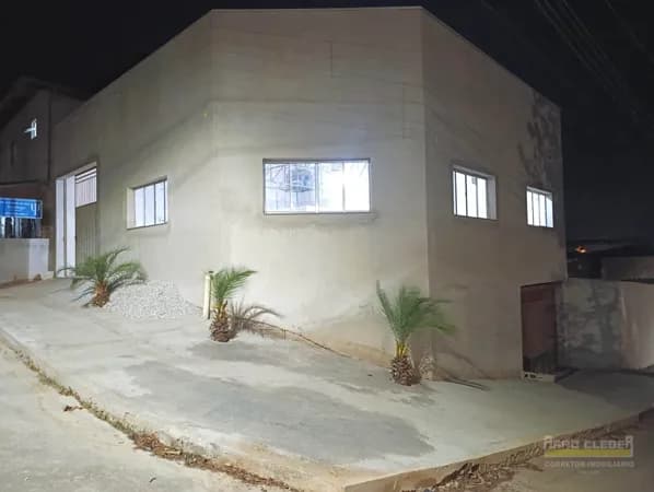 Galpão/Depósito/Armazém em Conselheiro Lafaiete - São Dimas