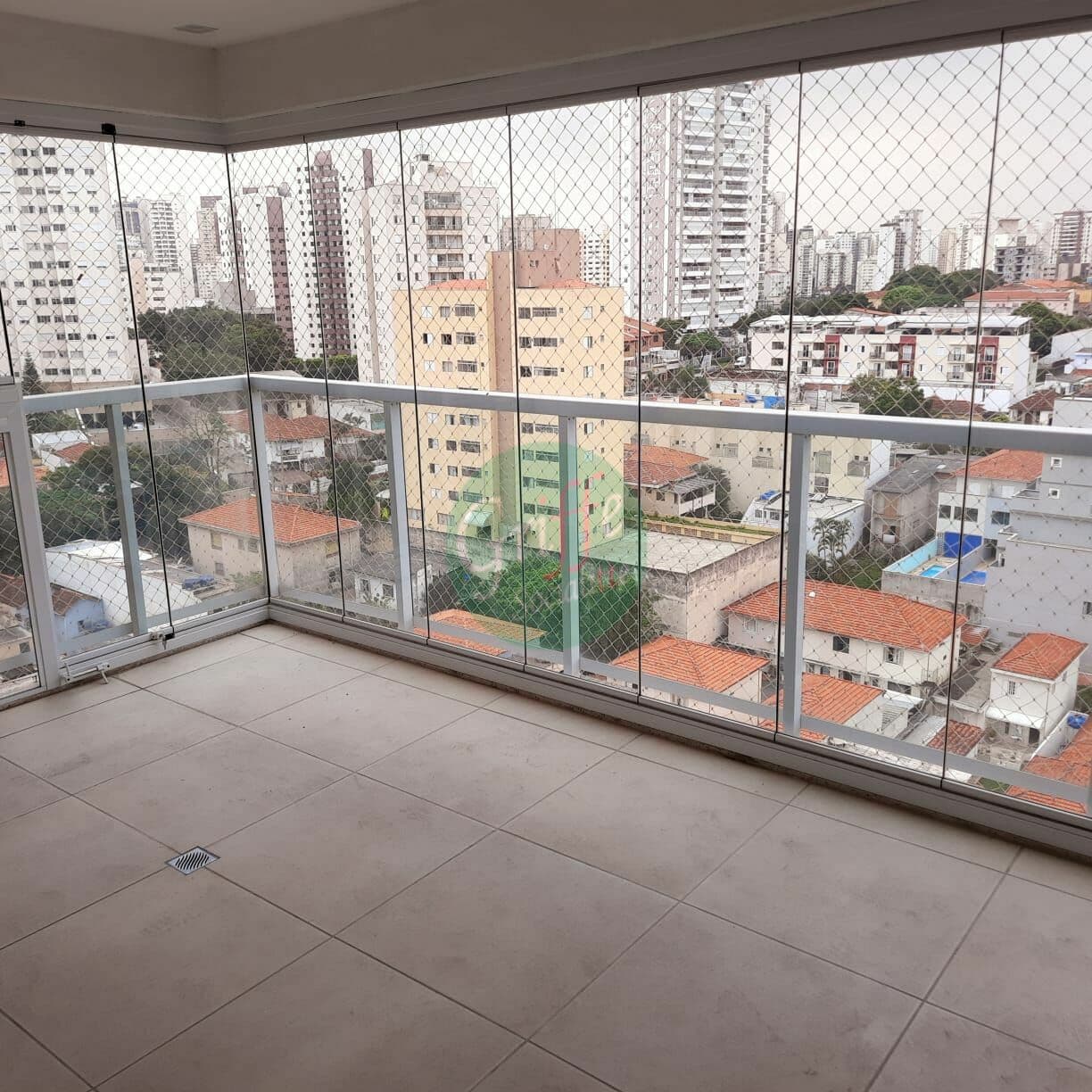 Belíssimo Apartamento em Santa Terezinha