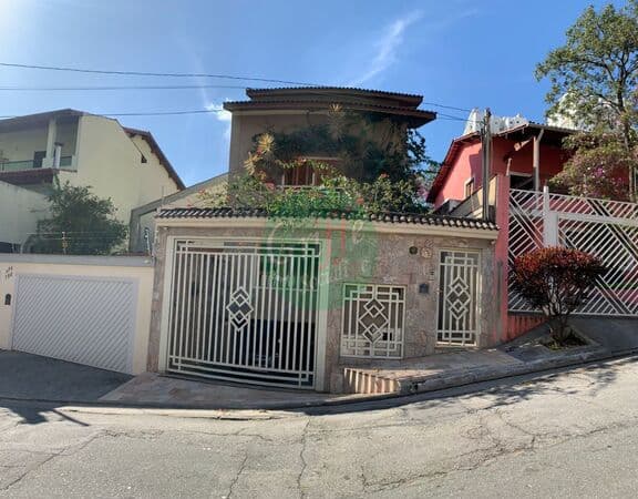 Sobrado em São Paulo - Conjunto Residencial Santa Terezinha