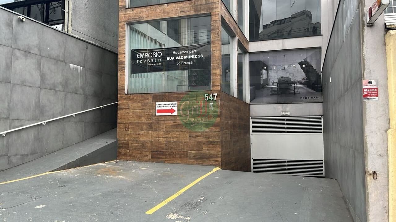 Prédio Comercial em Água Fria, São Paulo/SP