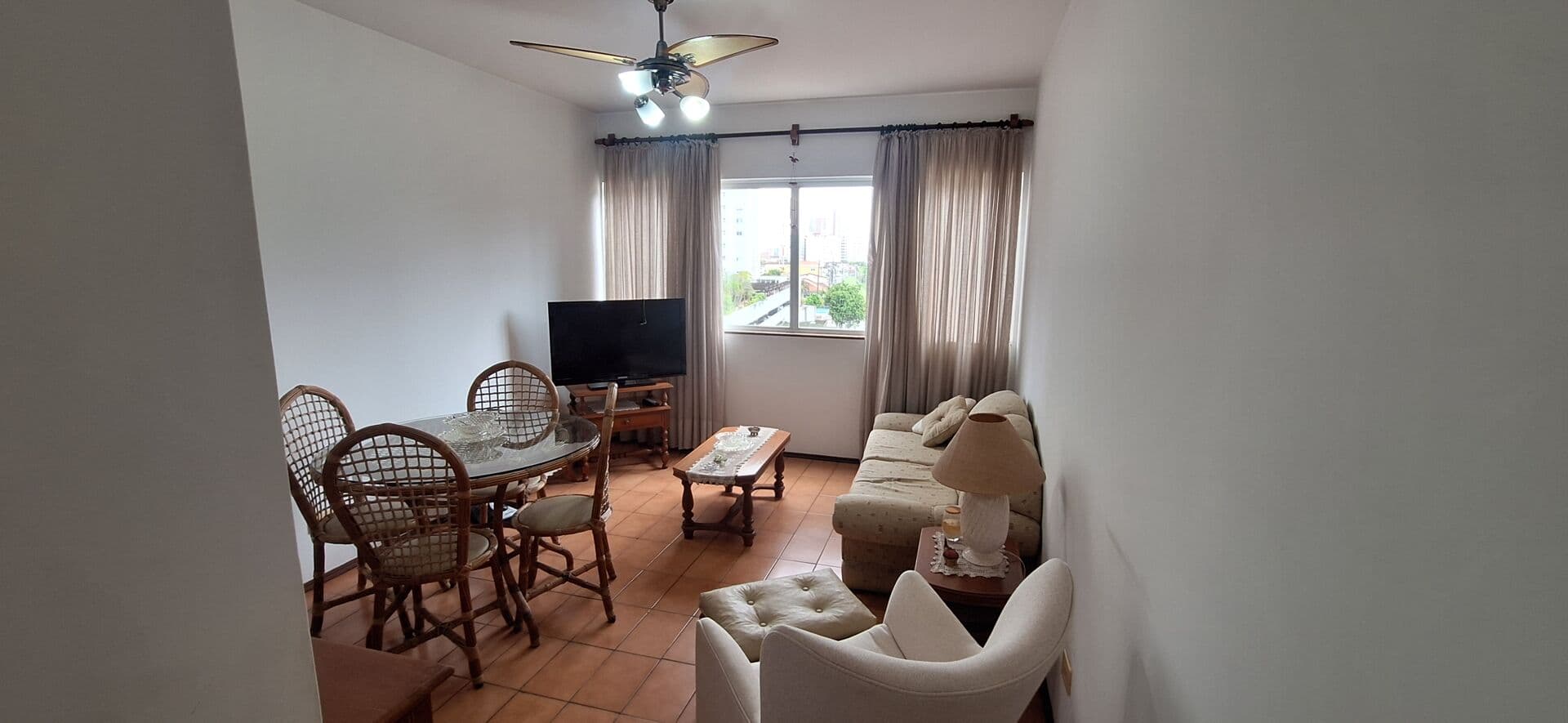 Apartammento 1 Quarto ampo com 74 m² 1 Vaga demarcada no Orquidário SANTOS