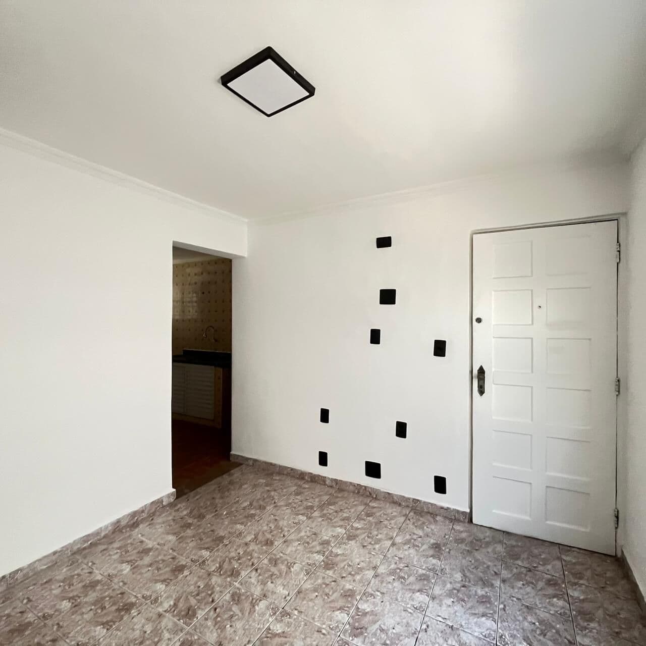 APARTAMENTO TÉRREO EM SANTOS 2 QUARTOS
