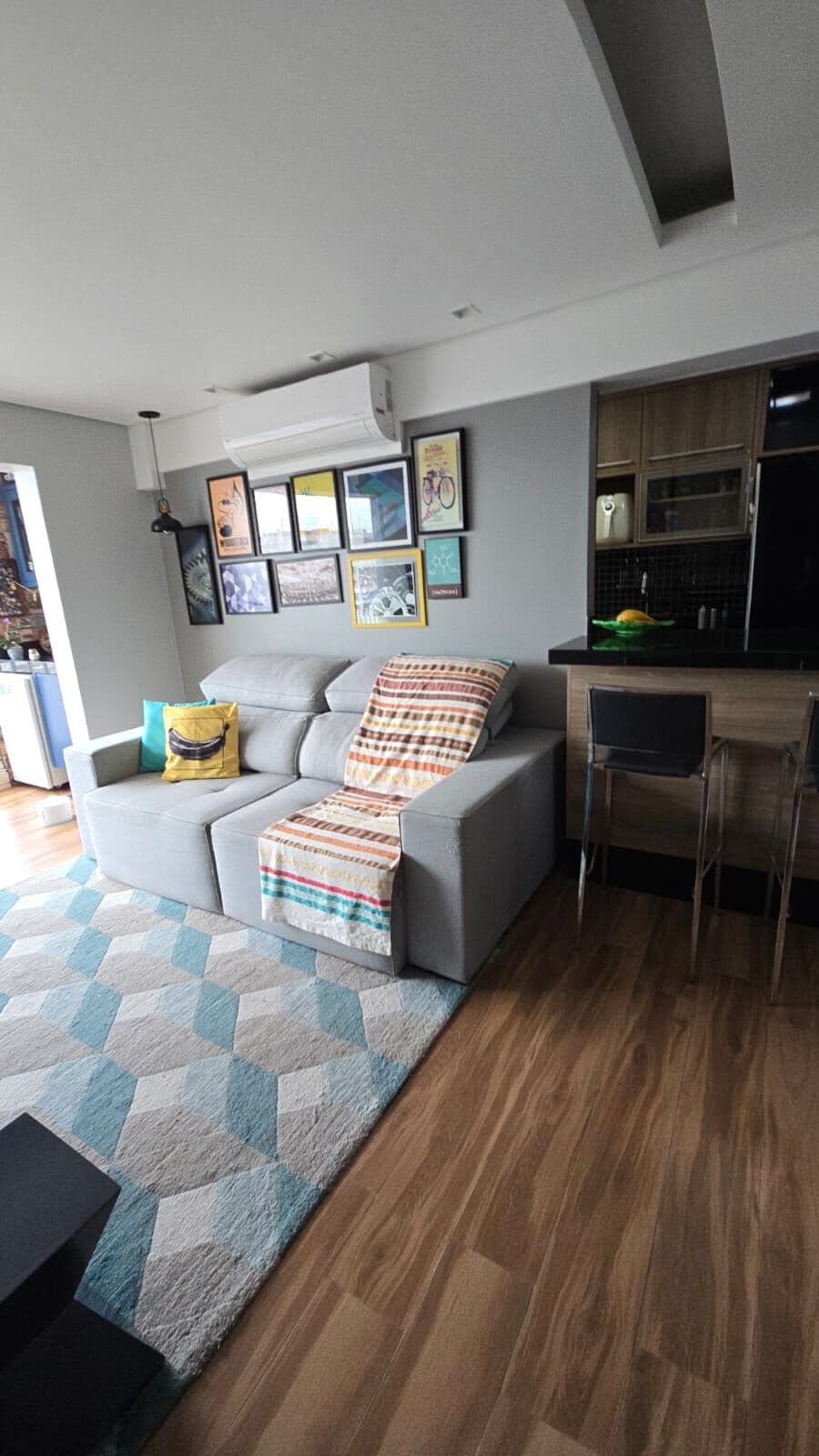 Apartamento em Encruzilhada, Santos/SP