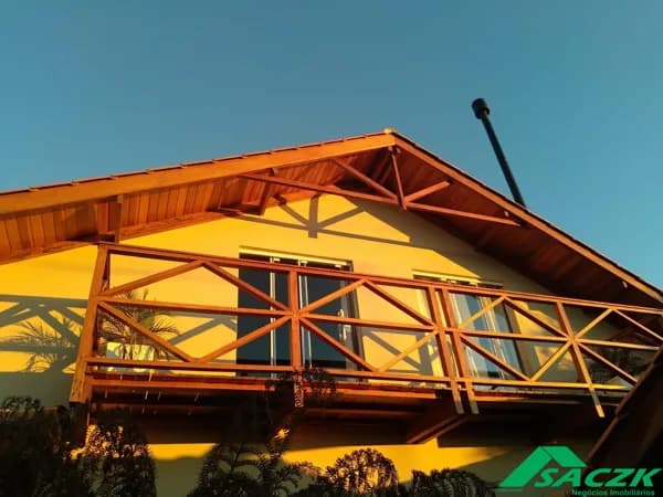 Casa Mista / Academia de Natação
