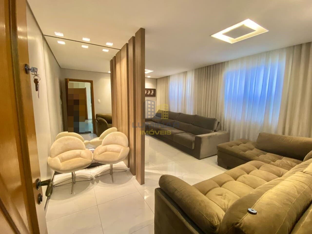 Apartamento com área privativa à venda em Contagem/MG