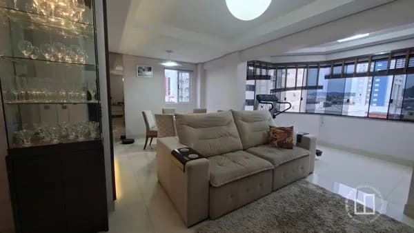 Apartamento à venda no bairro Centro, em Tubarão/SC
