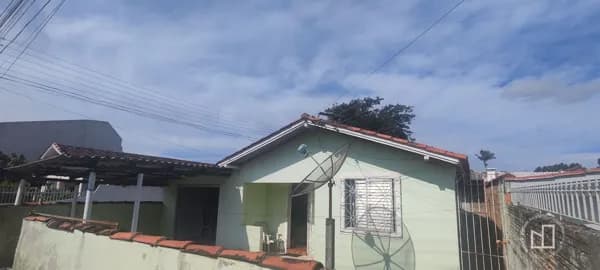 Casa à venda no bairro Passagem, em Tubarão/SC