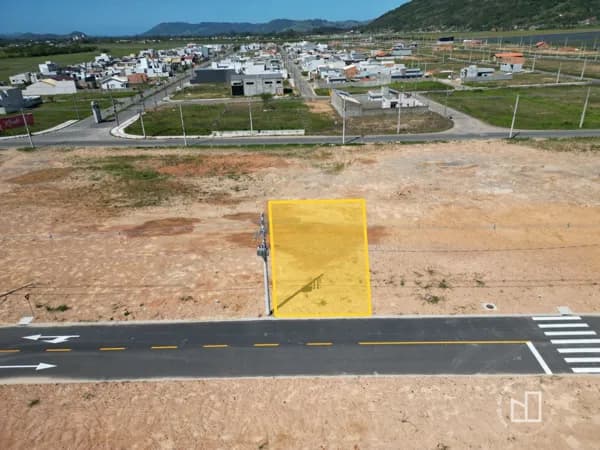 Terreno com 250m² no Lot. Santa Marta, em Tubarão/SC