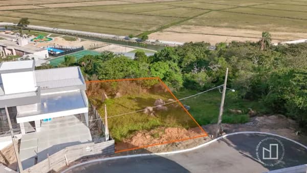 Lote Condomínio Quinta do Lago no bairro Monte Castelo, em Tubarão SC