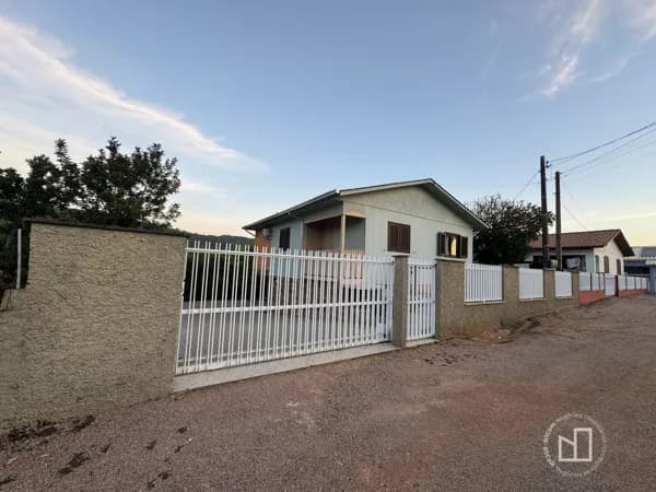 Casa à venda no bairro São Gabriel, em Treze de Maio/SC