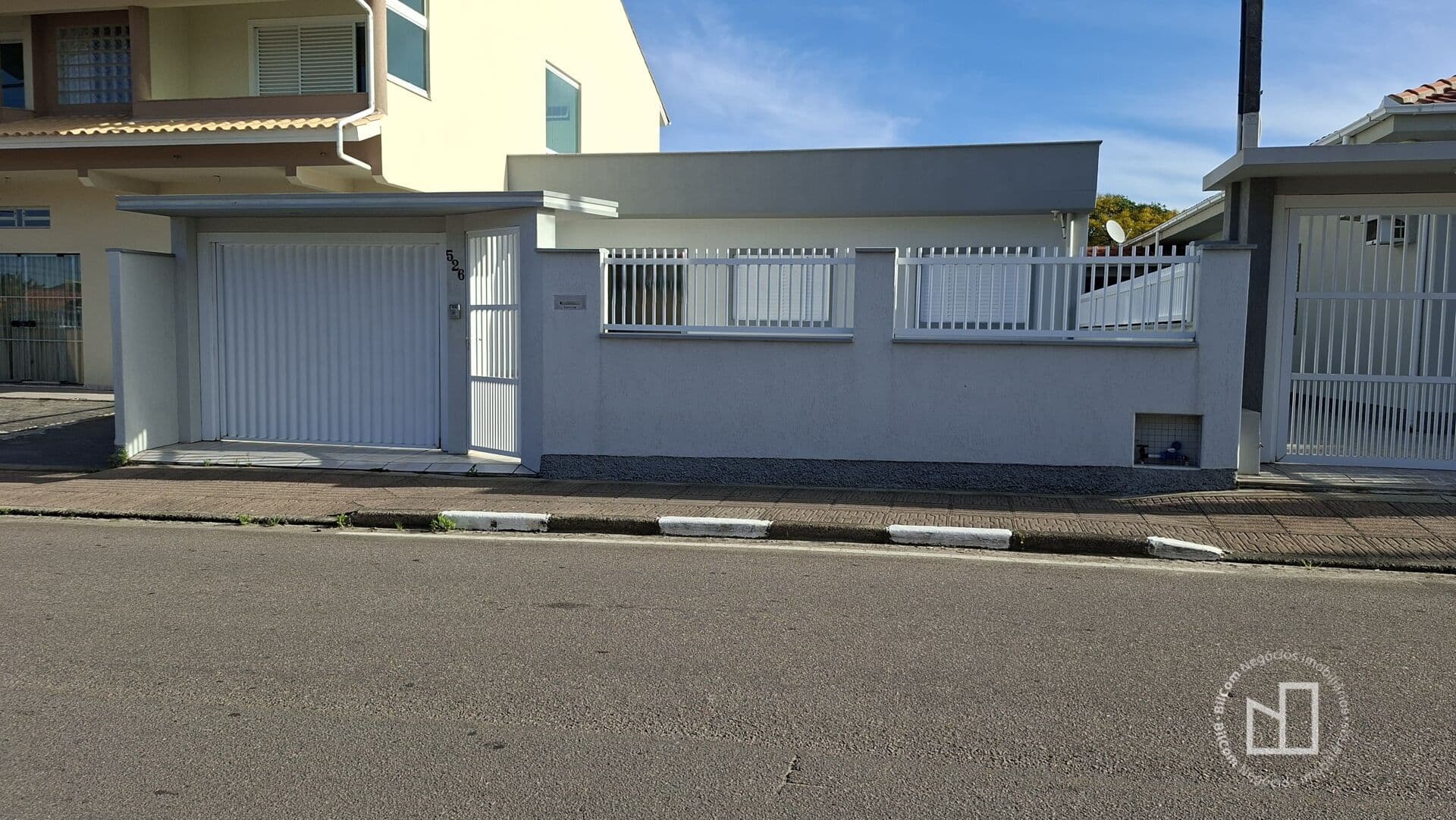 Casa à venda no bairro Caçador, em Capivari de Baixo/SC