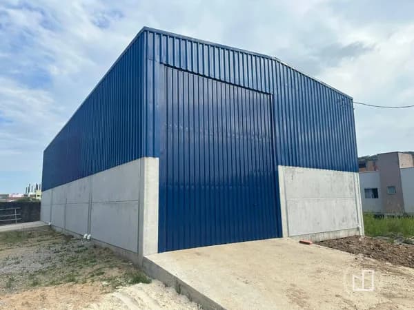 Galpão Comercial à venda no bairro São João (Margem Esquerda), em Tubarão/SC