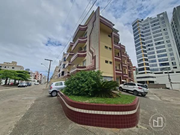 Apartamento à venda no bairro Mar Grosso, em Laguna/SC