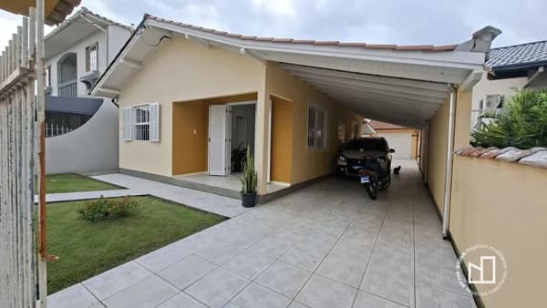 Casa à venda no bairro Monte Castelo, em Tubarão/SC