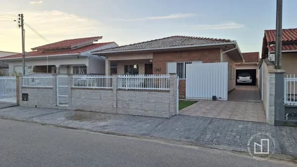 Casa à venda no bairro Caçador, em Capivari de Baixo
