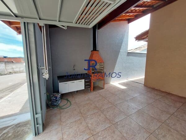 Casa Térrea Nova com 3 dormitórios e edícula