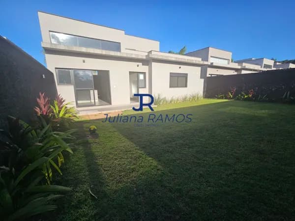 Casa em condomínio, 3 suítes, no bairro Vila Santista em Atibaia-SP
