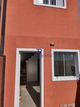 Sobrado com 2 dormitórios, 80mt2, com piscina SPA à venda