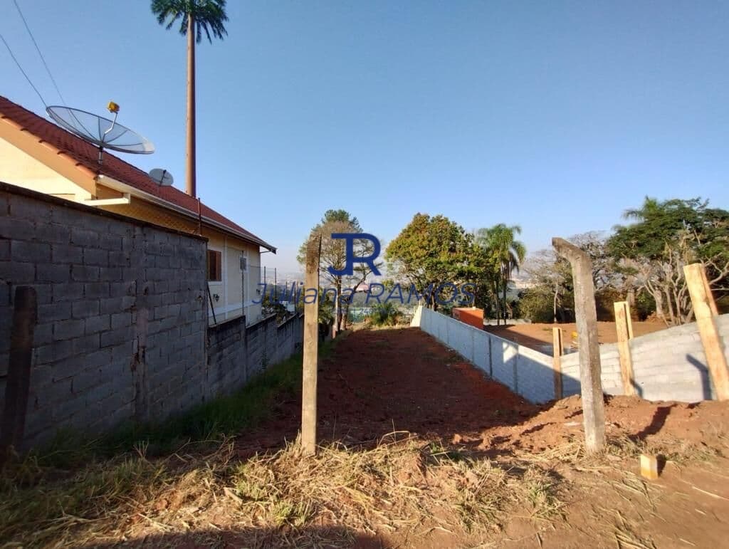 Terreno à venda no bairro Jd São Felipe