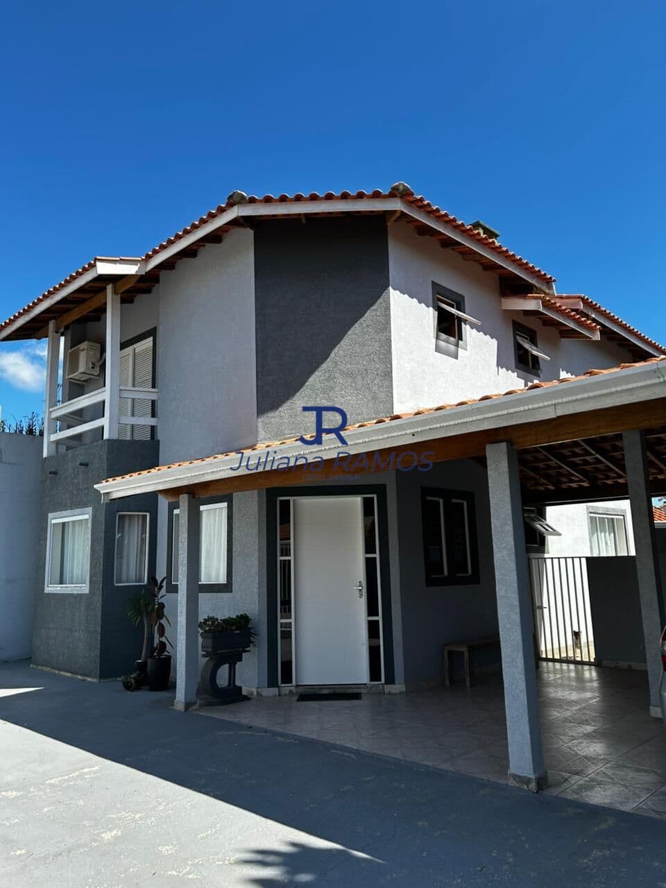Casa à venda, 181m2 + edícula independente em Jardim Maristela, Atibaia/SP
