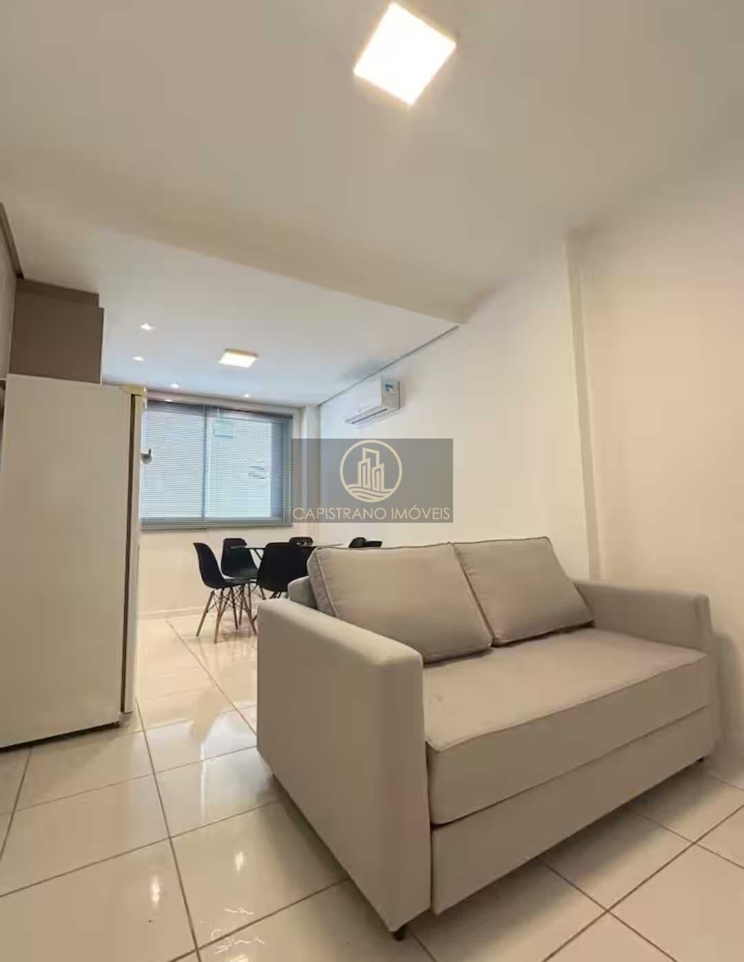 Apartamento Locação Anual, Prédio Frente Mar!