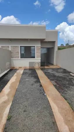 Casa Nova, 2 dormitórios sendo 1 suite!