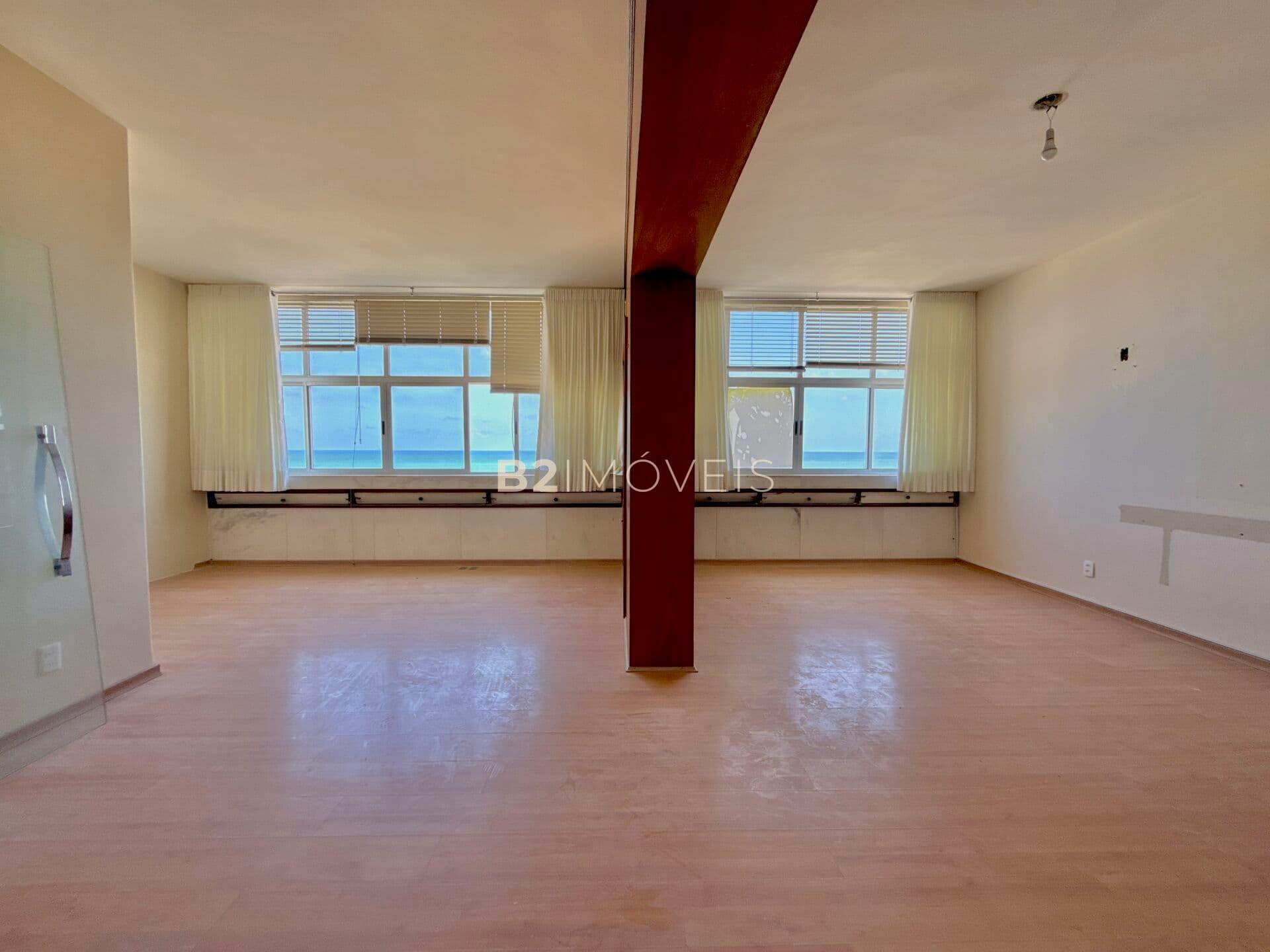 Apartamento no Edifício Acaiaca, Boa Viagem | 2 quartos, 2 vagas e planta versátil