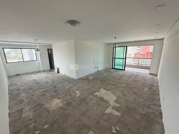 Apartamento 160m² à venda no 2º Jardim de Boa Viagem | 4 suítes e lazer