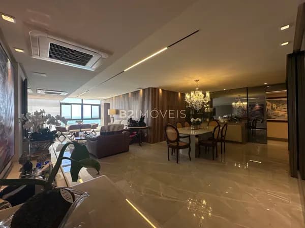 Apartamento frente mar no Vila do Conde – 187m², 3 suítes, todo reformado