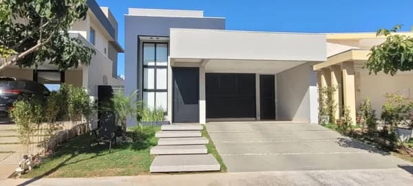 Casa térrea á venda no Condomínio Blevedere II