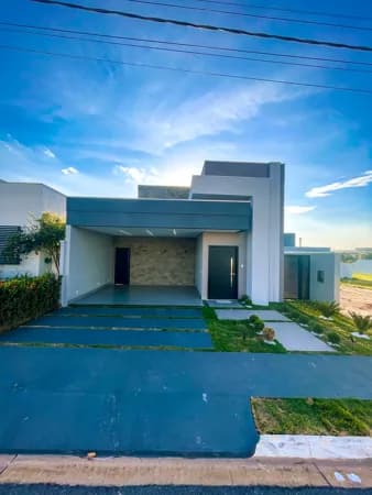 Casa térrea á venda no Condomínio Primor das Torres