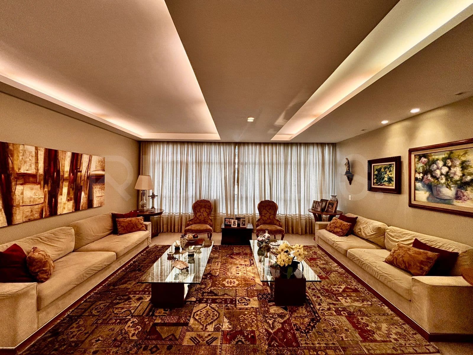 Apartamento de 4 quartos à venda no Ed. Costa Azul, com 250m², em Icaraí, Niterói/RJ
