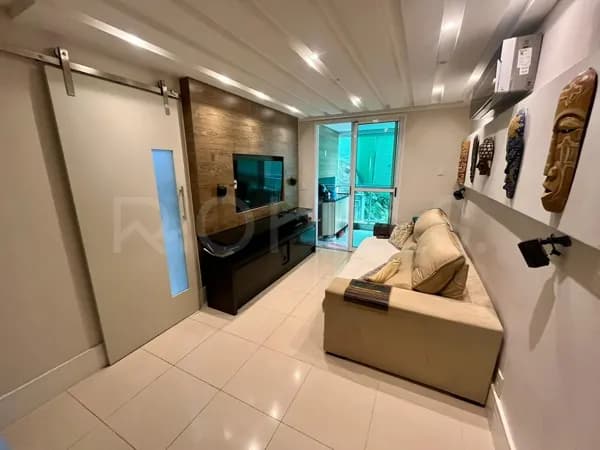 Apartamento de 2 quartos à venda no Edifício Ideale, com 80m², em Charitas, Niterói/RJ