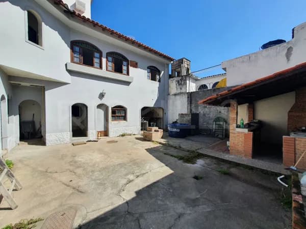 Casa Duplex de 6 quartos, com 391m², à venda em São Francisco, Niterói/RJ
