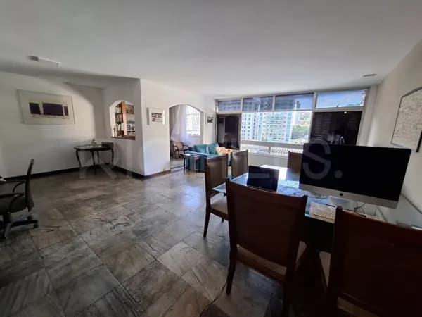 Apartamento de 4 quartos, com 172m², à venda no Ingá, Niterói/RJ