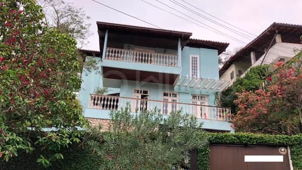 Casa Duplex de 4 quartos, com 320m², à venda em São Francisco, Niterói/RJ
