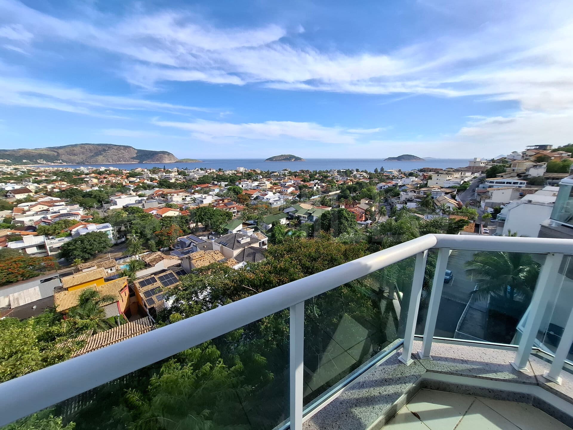 Apartamento Cobertura Duplex de 2 quartos, com 102m², à venda em Camboinhas, Niterói/RJ
