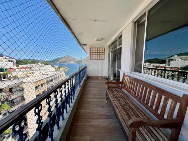 Apartamento de 3 quartos à venda no Ed. Fernanda, com 130m², em Icaraí, Niterói/RJ