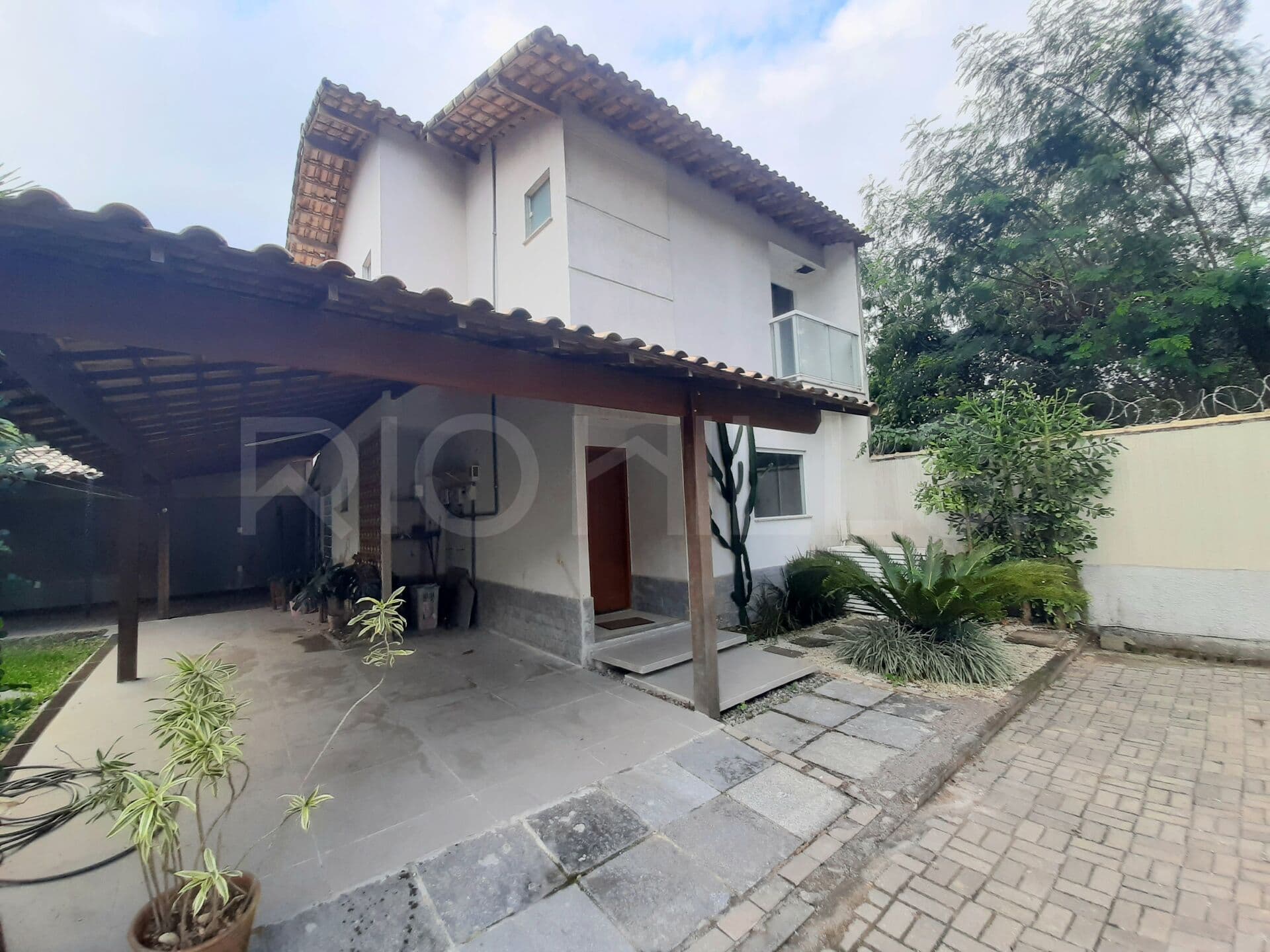 Casa Duplex à venda no bairro Maria Paula - São Gonçalo/RJ (594)