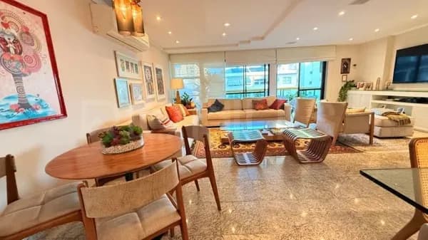 Apartamento de 4 quartos, com 190m², à venda em Icaraí, Niterói/RJ