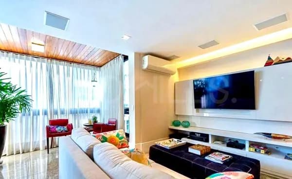 Apartamento de 4 quartos, com 210m², à venda na Vital Brazil, Niterói/RJ