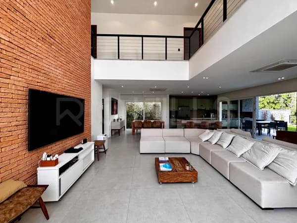 Casa em Condomínio, com 4 quartos e 365m², à venda em Pendotiba, Niterói/RJ