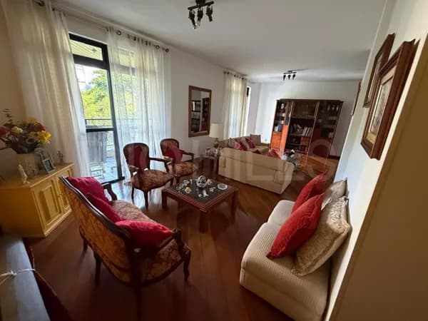 Apartamento de 3 quartos à venda no Ed. Luna Goes, com 190m², em Santa Rosa, Niterói/RJ