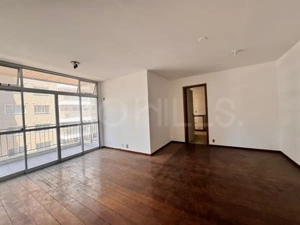 Apartamento de 2 quartos, com 90m², à venda no Jardim Icaraí, Niterói/RJ