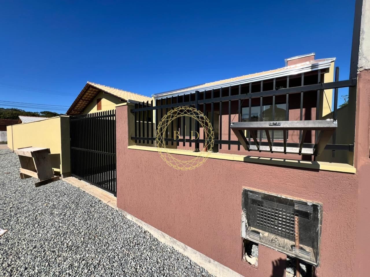 Casa Geminada com amplo espaço de terreno à venda - Barra Velha -SC