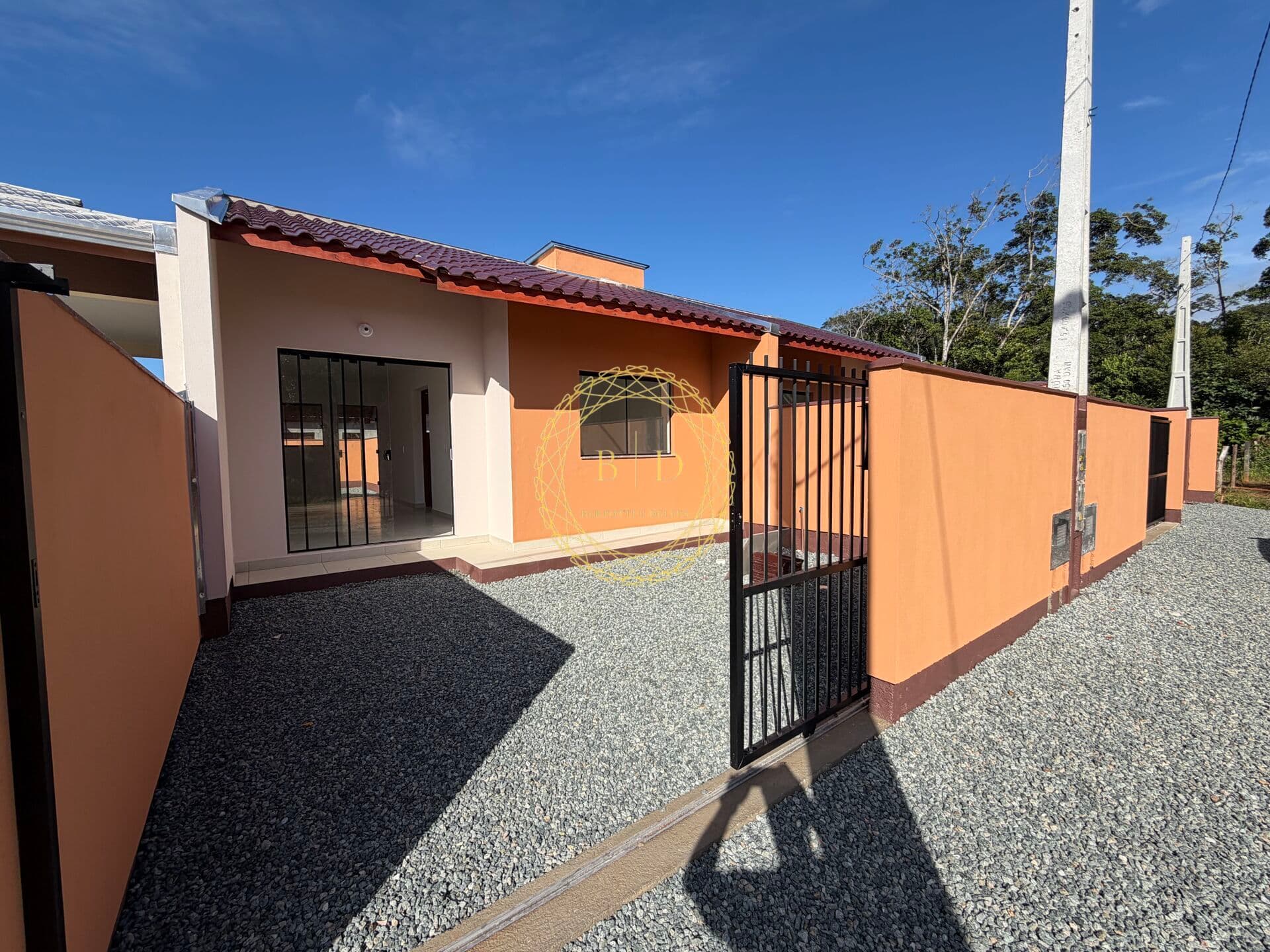 Casa com dois dormitórios a venda - Barra Velha/SC
